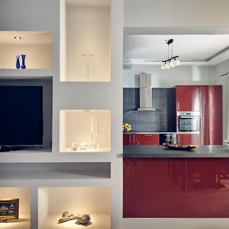 Castelletto Heated Pool Jacuzzi *