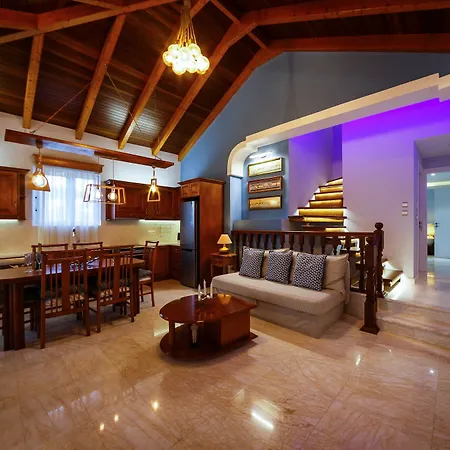 Castelletto Heated Pool Jacuzzi Villa *