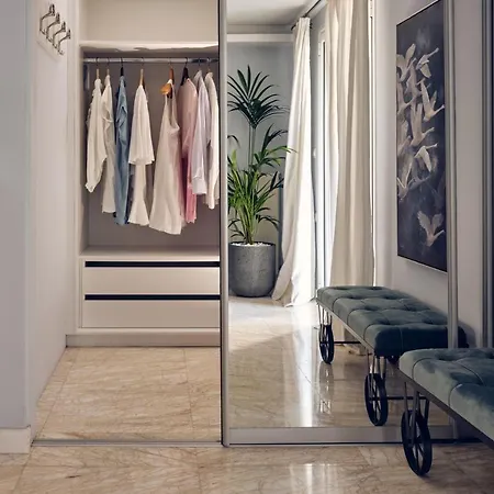 Castelletto Heated Pool Jacuzzi