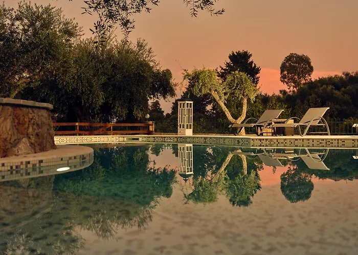 Castelletto Heated Pool Jacuzzi * Kypseli