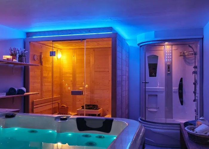 Castelletto Heated Pool Jacuzzi * Kypseli