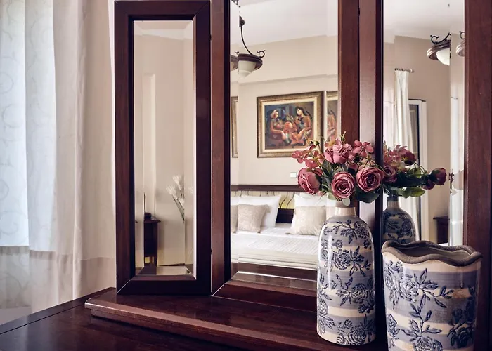 Castelletto Heated Pool Jacuzzi فيلة Kypseli