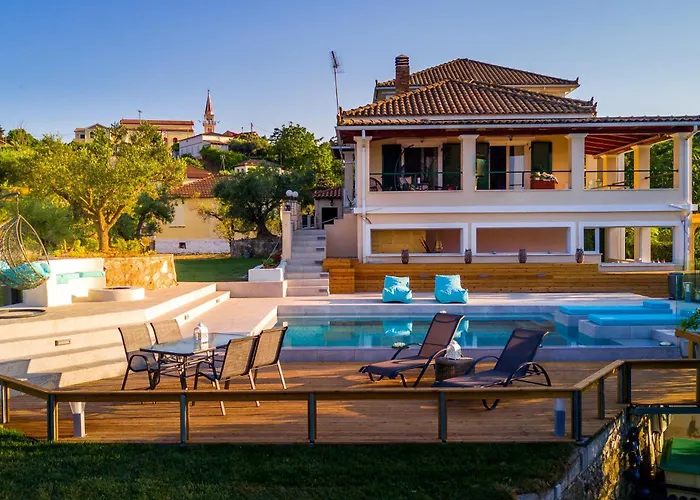 فيلة Castelletto Heated Pool Jacuzzi