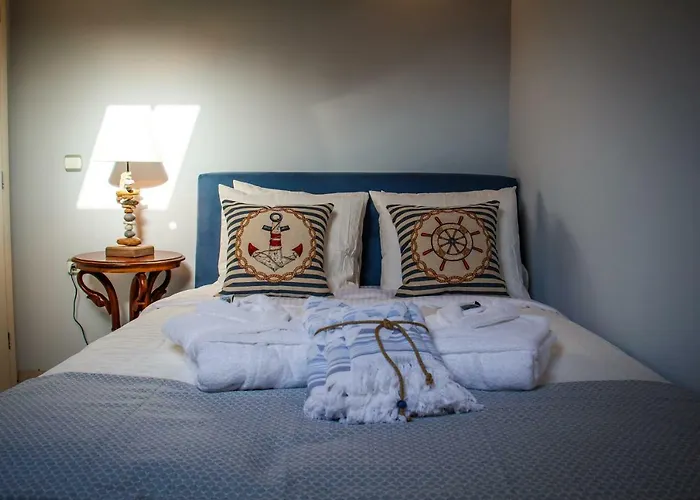 Castelletto Heated Pool Jacuzzi Kypseli