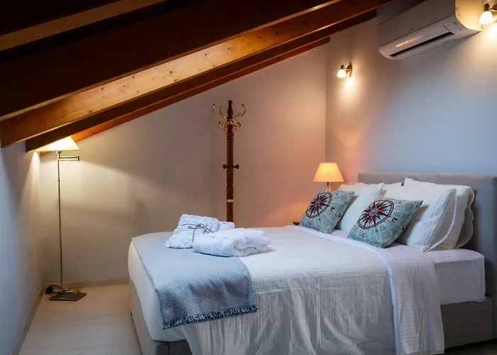 Castelletto Heated Pool Jacuzzi * Kypseli