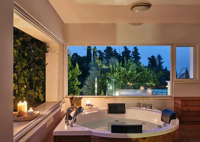 فيلة Castelletto Heated Pool Jacuzzi Kypseli
