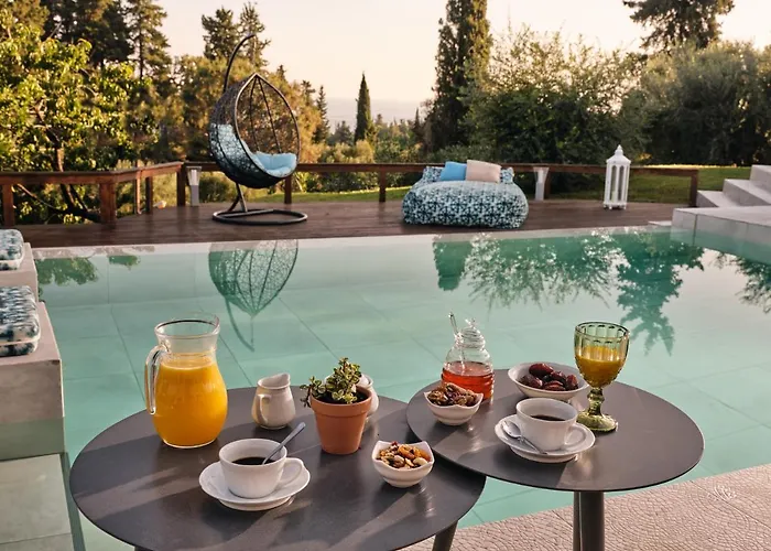 Castelletto Heated Pool Jacuzzi * Kypseli