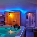 Castelletto Heated Pool Jacuzzi * Kypseli