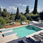 Villa Castelletto Heated Pool Jacuzzi Kypseli