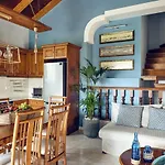 Castelletto Heated Pool Jacuzzi * Kypseli