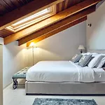 Castelletto Heated Pool Jacuzzi Villa