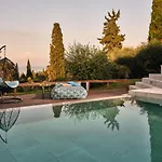 Villa Castelletto Heated Pool Jacuzzi