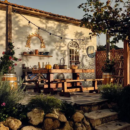 Castelletto Heated Pool Jacuzzi Villa