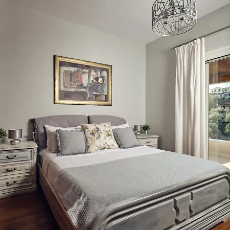 Villa Castelletto Heated Pool Jacuzzi *