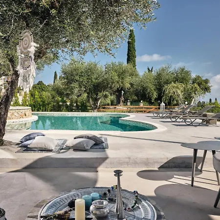Castelletto Heated Pool Jacuzzi Villa *