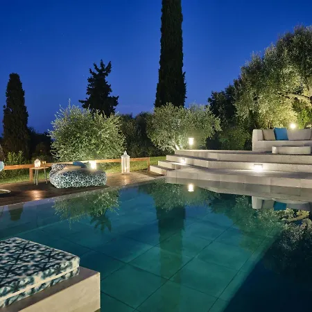 Villa Castelletto Heated Pool Jacuzzi *