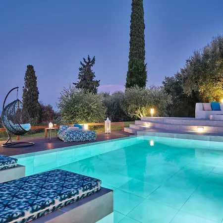 Castelletto Heated Pool Jacuzzi Villa *