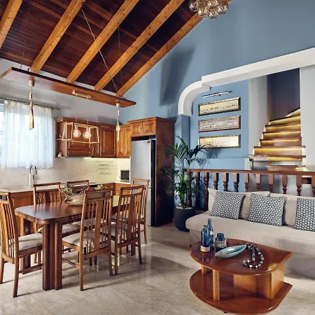 Castelletto Heated Pool Jacuzzi Villa *